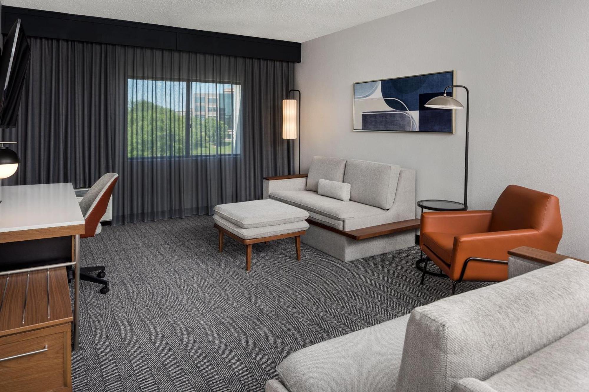 Courtyard By Marriott Charlotte Ballantyne Exterior photo