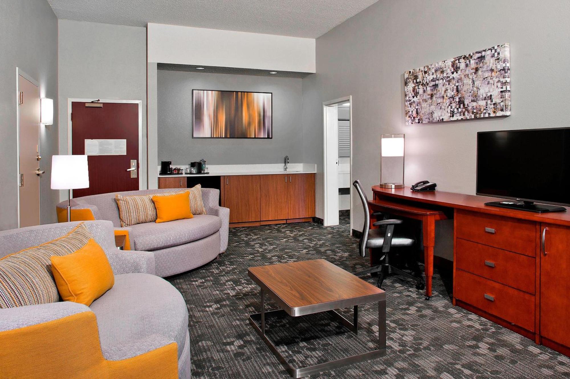 Courtyard By Marriott Charlotte Ballantyne Exterior photo